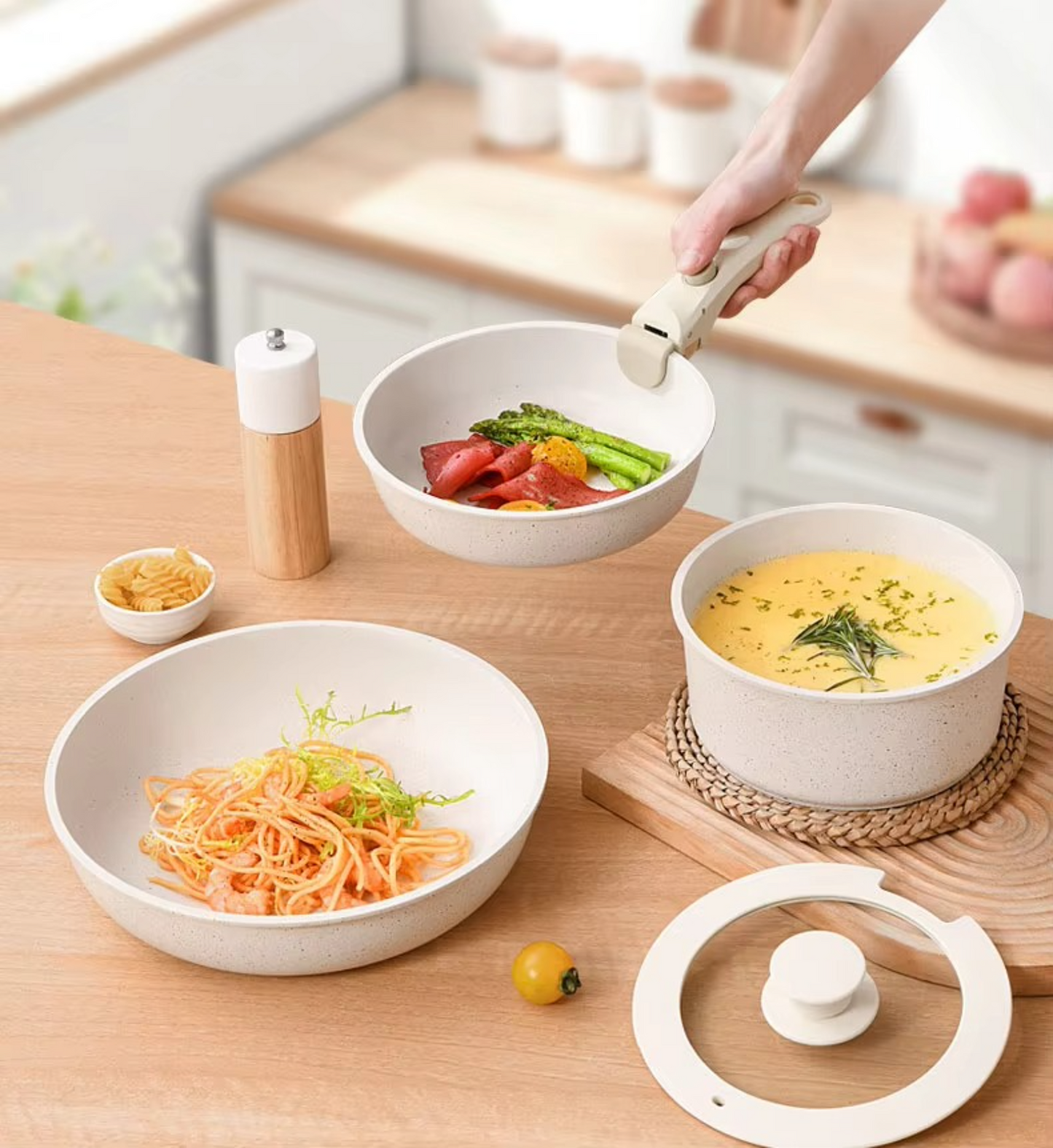 Nonstick Cookware Set with Removable Handles – 15/17 Piece Pots & Pans, Induction & Oven Safe